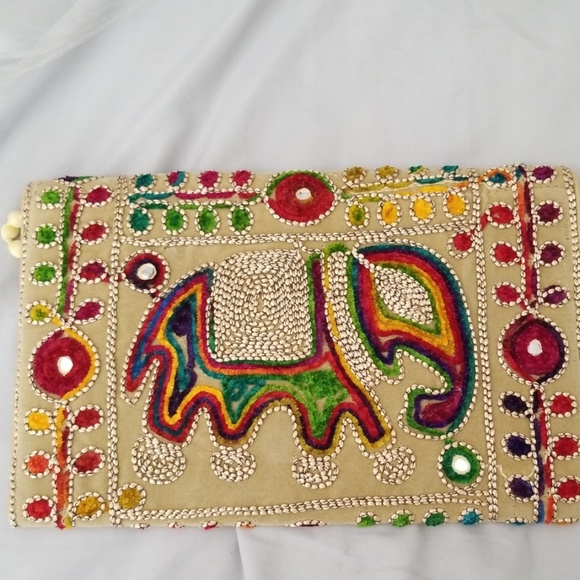 CREAM Elephant Tapestry Crossbody Bag Clutch - Picture 2 of 8